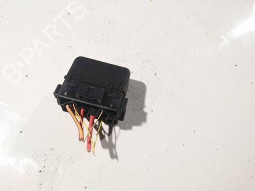 Fuse box RENAULT SCÉNIC II (JM0/1_) 1.5 dCi (JM0F) | BP32567894E1 - Image 5
