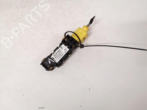 Used Electronic module Electronic module VW GOLF V (1K1) 1.9 TDI (105 hp) 32894284 32894284