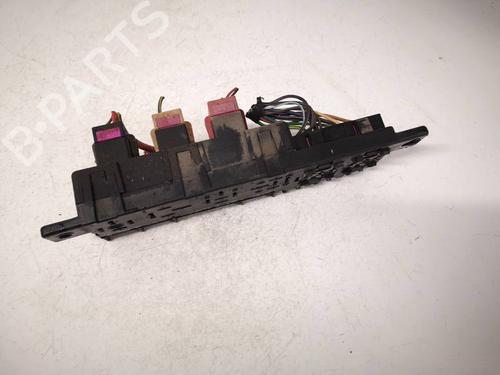 Fuse box VW PASSAT B5 Variant (3B5) 1.9 TDI Syncro/4motion | BP40028542E1 - Image 2