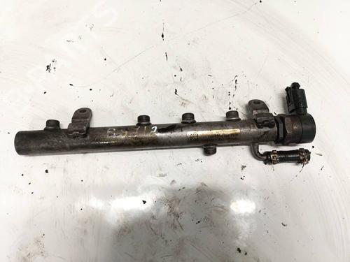 Used Injection rail Injection rail 34981181 34981181