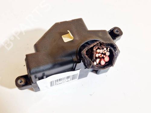 Fuse box VW GOLF V (1K1) 1.9 TDI | BP32579846E1