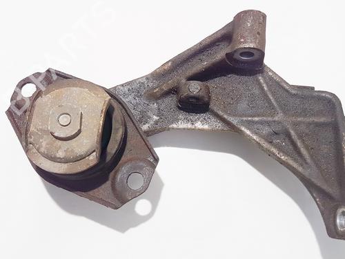 Used Engine mount Engine mount ALFA ROMEO 147 (937_) 1.6 16V T.SPARK ECO (937.AXA1A, 937.BXA1A) (105 hp) 33077045 33077045