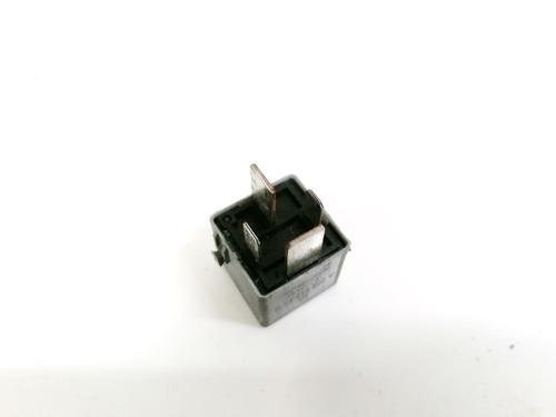 Used Electronic sensor Electronic sensor MERCEDES-BENZ R-CLASS (W251, V251) R 320 CDI 4-matic (251.022, 251.122) (224 hp) 32892478 32892478