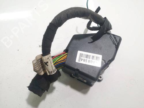 Fuse box VW PASSAT B5 Variant (3B5) 1.8 | BP32972278E1 - Image 2