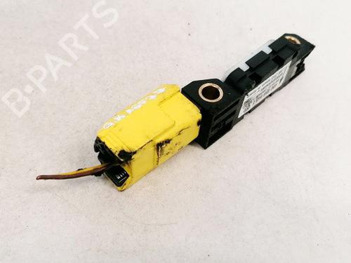 Used Electronic module Electronic module VW TOUAREG (7LA, 7L6, 7L7) 2.5 R5 TDI (174 hp) 33076421 33076421