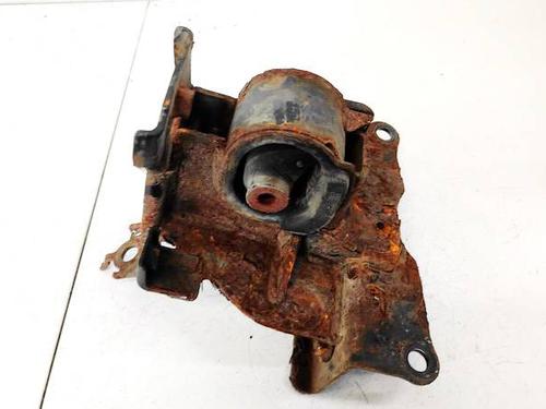 Used Engine mount Engine mount TOYOTA YARIS (_P9_) 1.4 D-4D (NLP90_, NLP90R) (90 hp) 32948659 32948659
