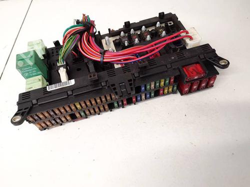fuse-box-bmw-x5-e53-2000-2001-2002-2003-2004-2005-2006-32926165 main image