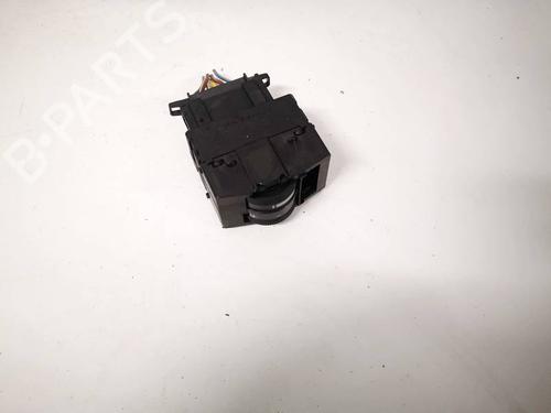 switch-audi-a3-8l1-1996-1997-1998-1999-2000-2001-2002-2003-2004-2005-2006-35310038 main image