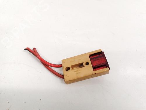 Used Fuse box Fuse box AUDI A4 B5 (8D2) 1.9 TDI (110 hp) 33088391 33088391