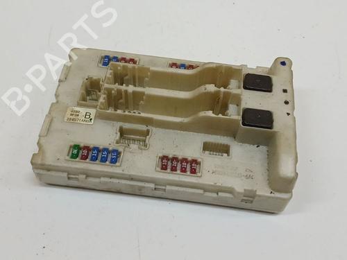 Used Fuse box Fuse box 38044266 38044266