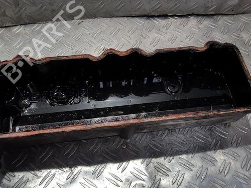 Used Valve cover Valve cover 35656868 35656868