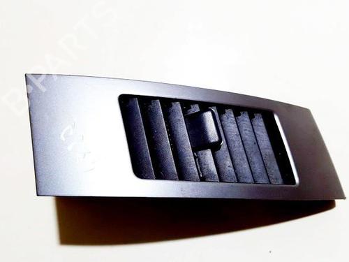 air-vent-mitsubishi-outlander-ii-cw_w-2005-2006-2007-2008-2009-2010-2011-2012-33514534 main image