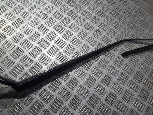 front-windshield-wiper-arm-toyota-corolla-verso-_e12_-2001-2002-2003-2004-2005-2006-2007-33498753 main image