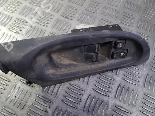 Used Switch Switch NISSAN ALMERA II Hatchback (N16) 1.5 (98 hp) 33492172 33492172