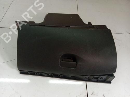 Used Glove box Glove box RENAULT MEGANE III Hatchback (BZ0/1_, B3_) 1.6 16V (BZ1B, BZ1H) (110 hp) 34946594 34946594