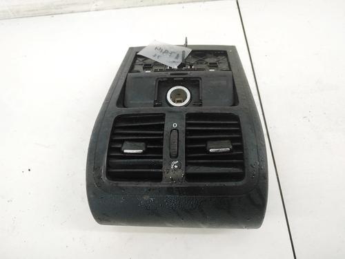 Used Air vent VW PASSAT B6 (3C2) 2.0 TDI (140 hp) 32900966