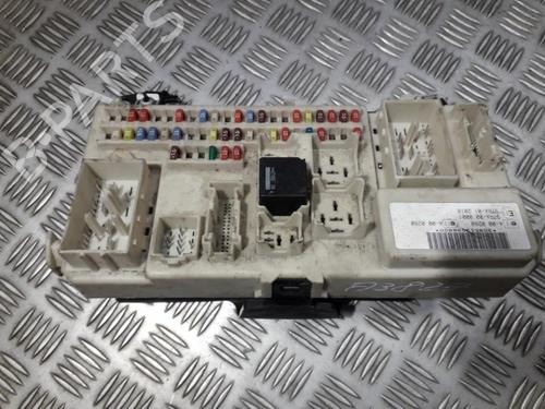 Used Fuse box Fuse box FORD FOCUS II (DA_, HCP, DP) 1.8 TDCi (115 hp) 33501285 33501285