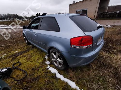 Fuse box AUDI A3 (8P1) 1.6 | BP32544727E1