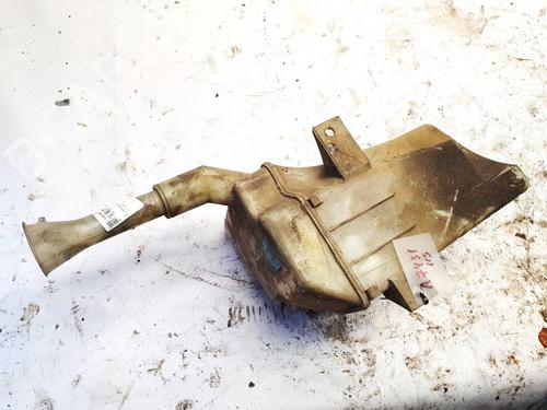 Used Windscreen washer tank Windscreen washer tank ROVER 75 I Tourer (RJ) 2.0 CDT (115 hp) 35488075 35488075