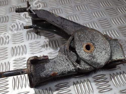 Used Engine mount Engine mount TOYOTA AVENSIS (_T25_) 1.8 VVT-i (ZZT251_, ZZT251R) (129 hp) 33498069 33498069