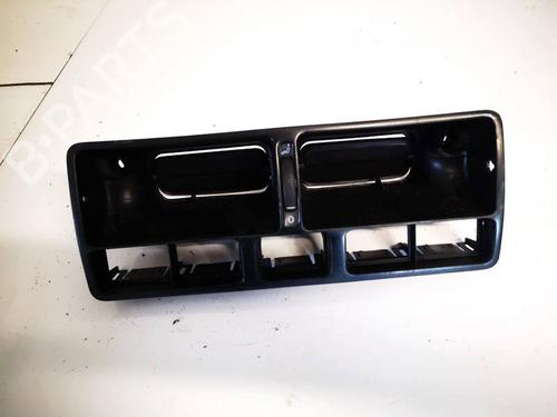 Used Air vent Air vent VW GOLF IV (1J1) 1.9 TDI (110 hp) 32585505 32585505