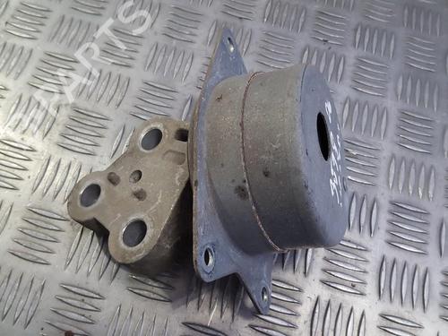 Used Engine mount Engine mount OPEL VECTRA C (Z02) 1.8 (F69) (140 hp) 33492147 33492147