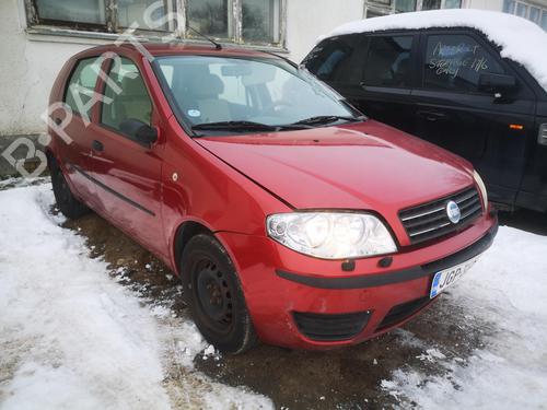 Brugte FIAT PUNTO (188_) 1.2 60 (188.030, .050, .130, .150, .230, .250) (60 hp) 4471324