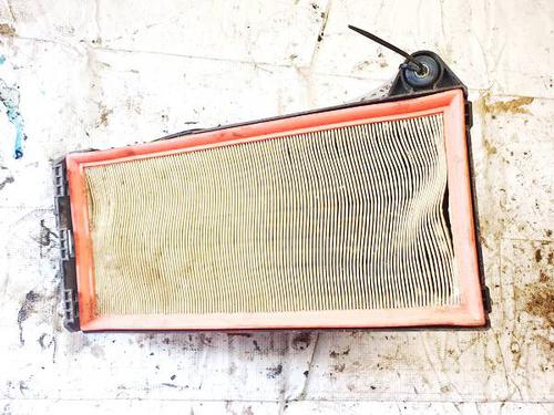 Used Air filter box Air filter box VW TOUAREG (7LA, 7L6, 7L7) 2.5 R5 TDI (174 hp) 35369488 35369488