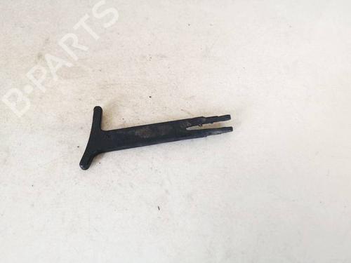 Used Support Support VW GOLF IV (1J1) 1.9 TDI (110 hp) 32950348 32950348