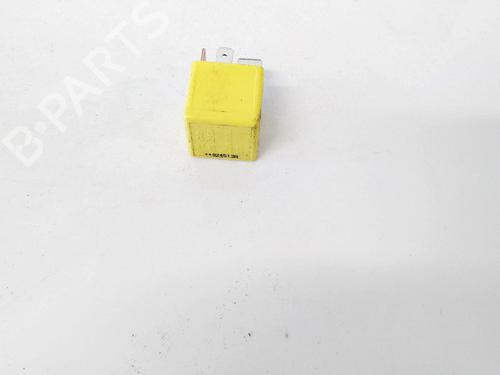 Used Electronic sensor Electronic sensor OPEL INSIGNIA A (G09) 1.8 (68) (140 hp) 32887628 32887628
