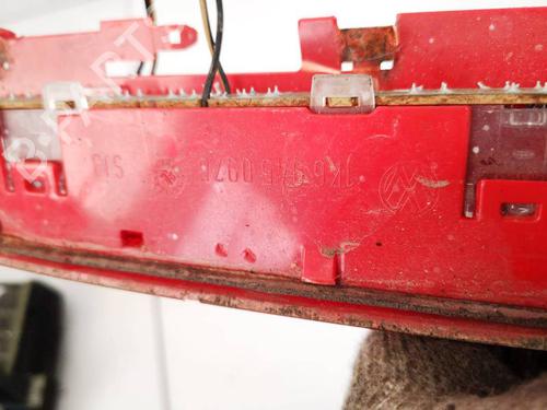 Third brake light VW GOLF V (1K1) 1.4 16V | BP35177727L11 - Image 3