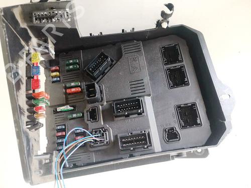 Used Fuse box Fuse box PEUGEOT 206 Hatchback (2A/C) 2.0 HDI 90 (90 hp) 33072504 33072504