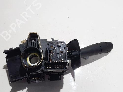 Used Warning switch Warning switch RENAULT KANGOO (KC0/1_) 1.6 16V 4x4 (KC0P, KC0S, KC0L) (95 hp) 35639875 35639875
