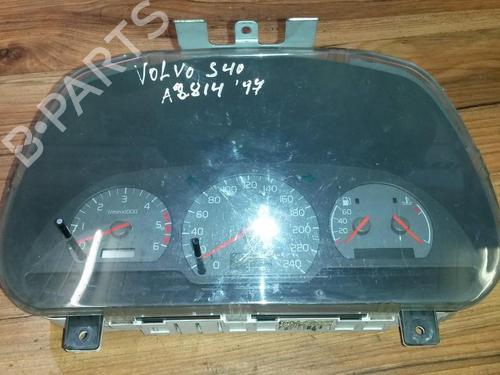 Used Instrument cluster Instrument cluster VOLVO S40 I (644) 1.9 TD (90 hp) 35652377 35652377