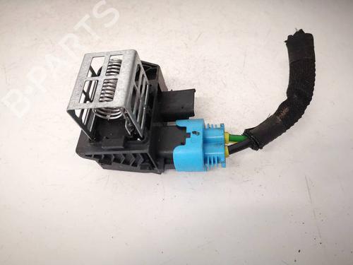 Used Heater resistor Heater resistor OPEL ASTRA L (OV5) 1.2 (FPHNSL, FPHNSR) (131 hp) 36250685 36250685