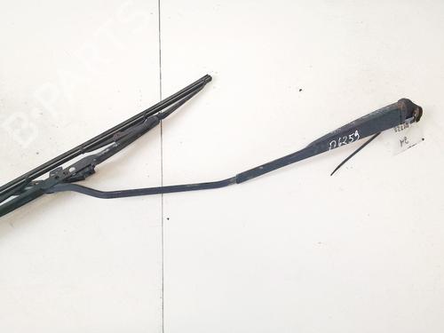 front-windshield-wiper-arm-seat-arosa-6h1-1997-1998-1999-2000-2001-2002-2003-2004-33073299 main image