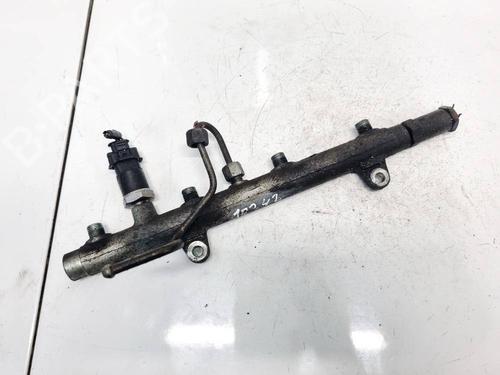 Used Injection rail Injection rail VOLVO S40 I (644) 1.9 DI (102 hp) 35009894 35009894