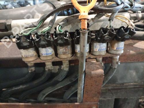 Injector VW TRANSPORTER T5 Van (7HA, 7HH, 7EA, 7EH) VR6 3.2 4motion | BP37480779M100 - Image 2