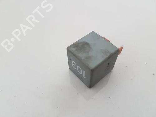 Used Electronic sensor Electronic sensor VW PASSAT B3/B4 Variant (3A5, 35I) 1.9 TDI (90 hp) 33506228 33506228