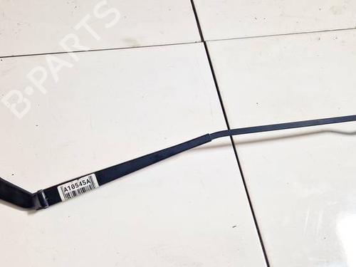 Used Front windshield wiper arm Front windshield wiper arm VW BORA I (1J2) 1.9 TDI (101 hp) 32569973 32569973