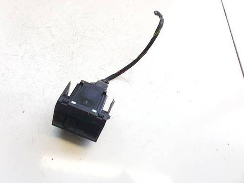 switch-skoda-fabia-ii-542-2006-2007-2008-2009-2010-2011-2012-2013-2014-34848350 main image