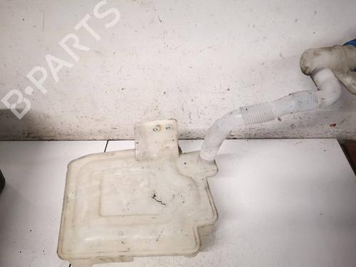 Used Windscreen washer tank Windscreen washer tank 36658600 36658600