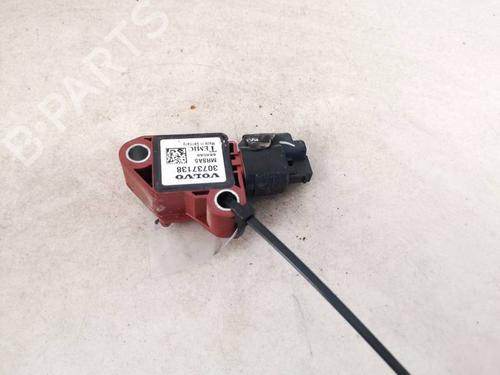 Used Electronic module VOLVO V50 (545) 2.4 (140 hp) 32926936