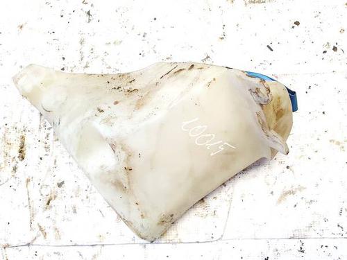 windscreen-washer-tank-vw-polo-6n2-1999-2000-2001-35101271 main image