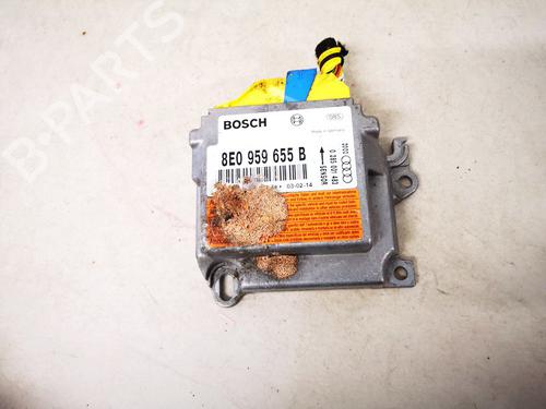ecu-airbags-audi-a4-b6-8e2-2000-2001-2002-2003-2004-2005-32876757 main image