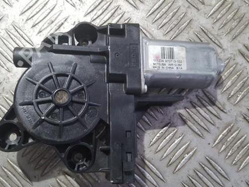 Used Left front window motor Left front window motor VOLVO XC70 II (136) 2.4 D / D4 AWD (163 hp) 35715736 35715736