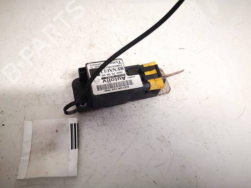 Used Electronic module Electronic module RENAULT SCÉNIC I MPV (JA0/1_, FA0_) 1.4 16V (JA0D, JA1H, Ja0W, JA10) (95 hp) 32616857 32616857