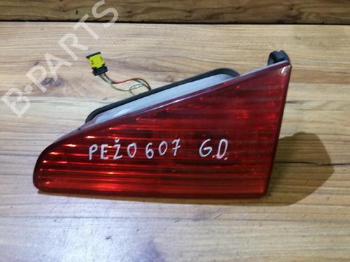 Used Right tailgate light Right tailgate light 35648064 35648064