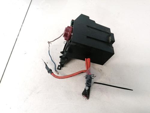 Used Fuse box Fuse box 33074908 33074908