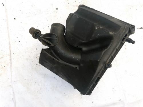 Used Air filter box Air filter box OPEL CORSA C (X01) 1.2 (F08, F68) (75 hp) 35852001 35852001